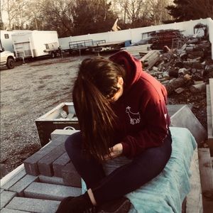 Meet your Posher, Taya